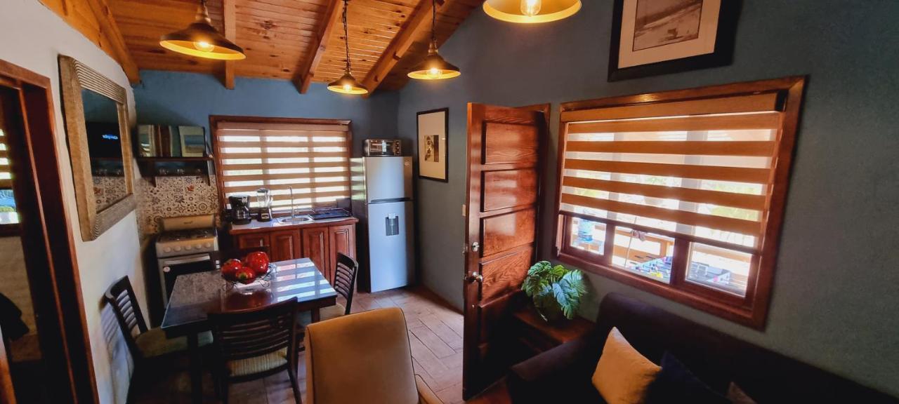 Villas De Los Pinos 3 Масамитла Екстериор снимка